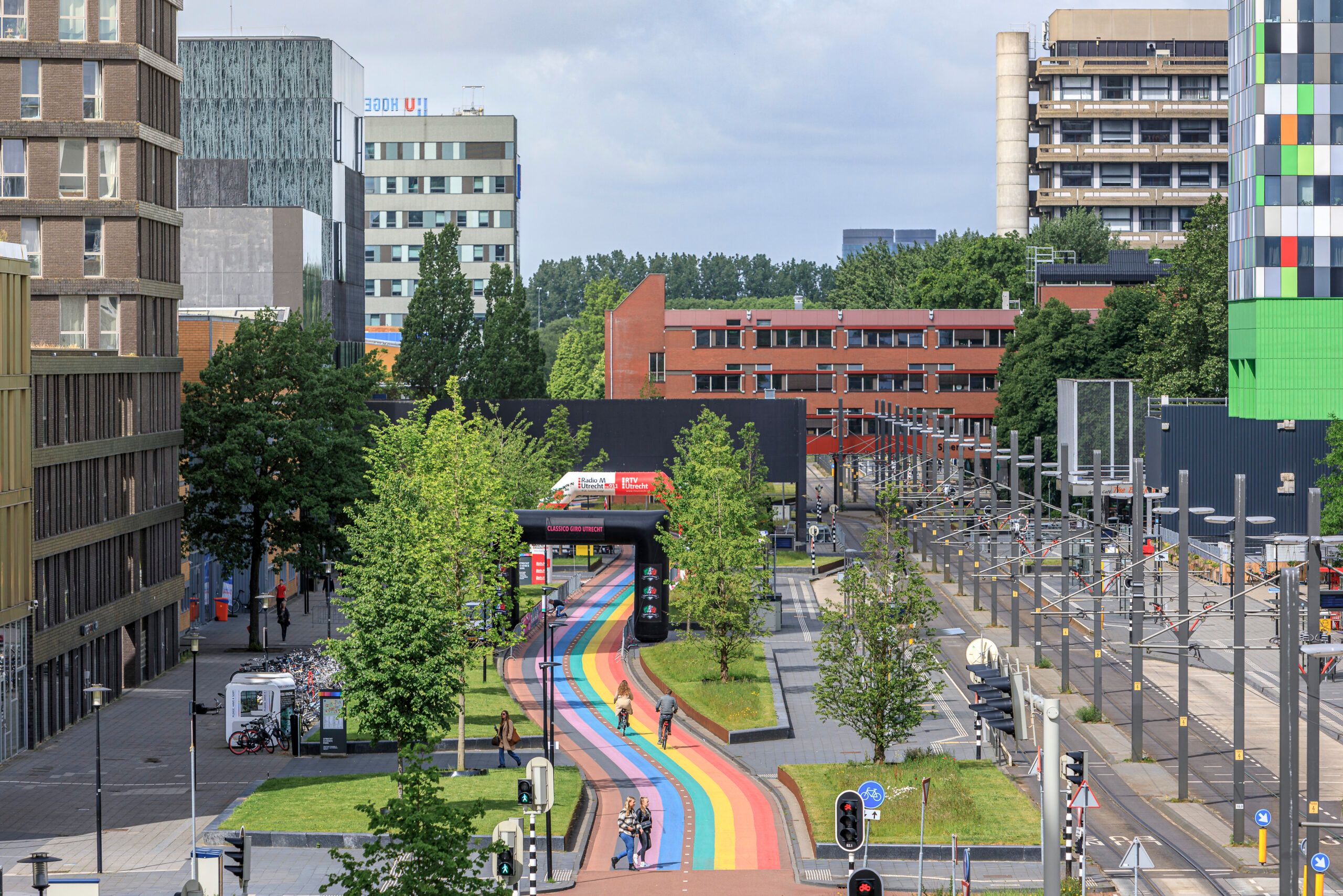 Utrecht-Science Park met regenboogfietspad
